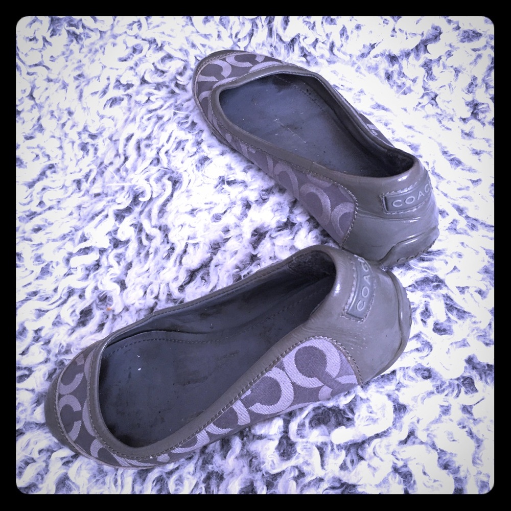 Grey coach flats